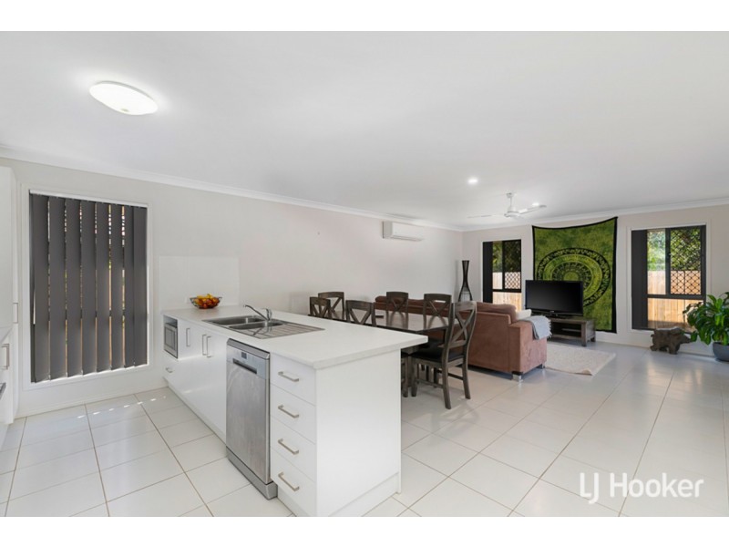 29 Pyrus Place, Redland Bay QLD 4165