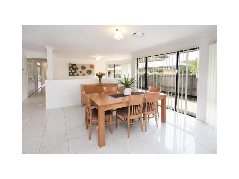 19 Rose Street, Ormiston QLD 4160