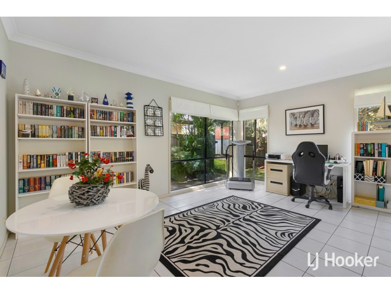 12 Ribonwood Street, Thornlands QLD 4164