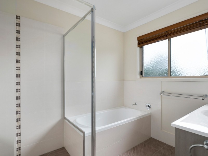 6/11 Tripcony Place, Wakerley QLD 4154