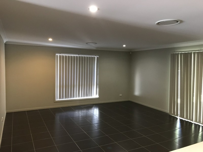 32 Riley Peter Place, Cleveland QLD 4163