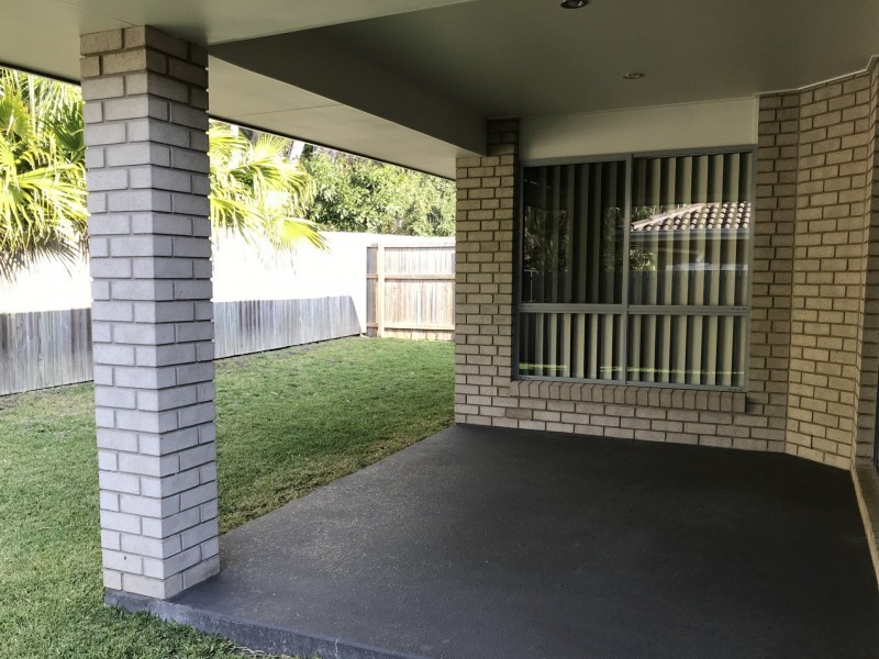 32 Riley Peter Place, Cleveland QLD 4163