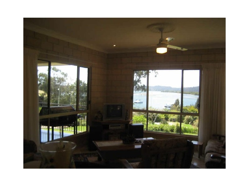 5 Jasper Street, Russell Island QLD 4184