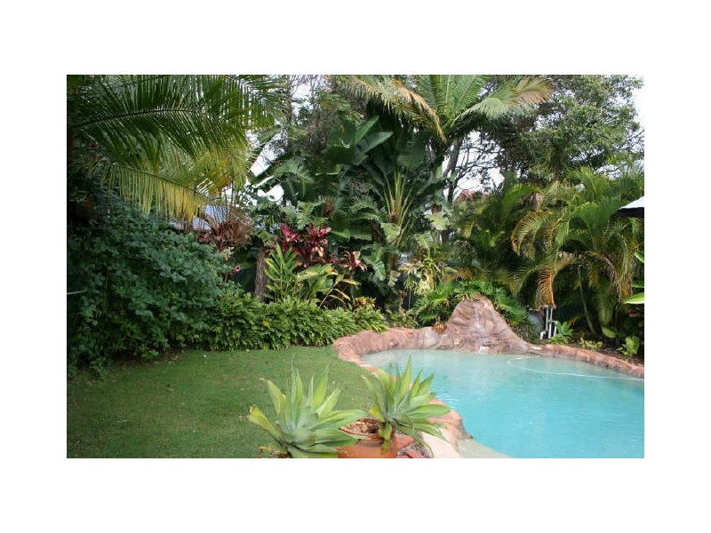 8-10 Shamrock Street, Ormiston QLD 4160