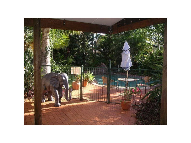 8-10 Shamrock Street, Ormiston QLD 4160