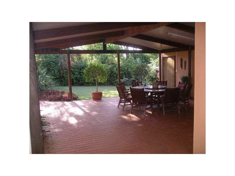 8-10 Shamrock Street, Ormiston QLD 4160