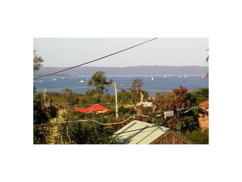 8-10 Shamrock Street, Ormiston QLD 4160