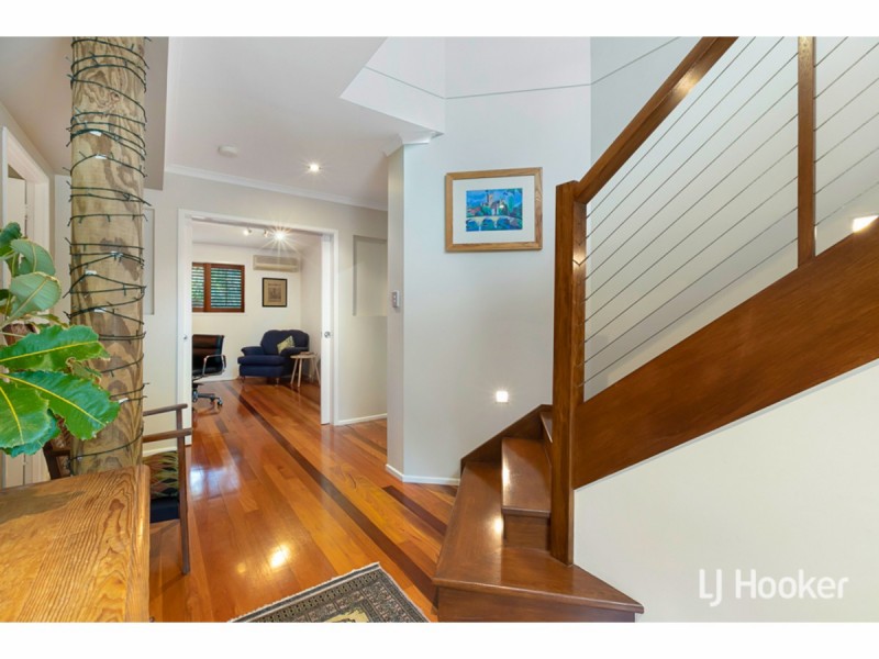 20 Grevillea Street, Redland Bay QLD 4165