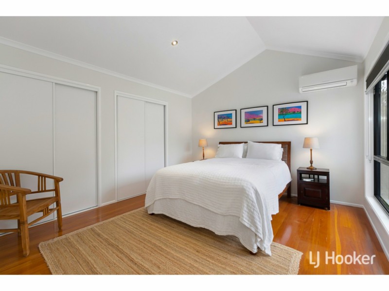 20 Grevillea Street, Redland Bay QLD 4165