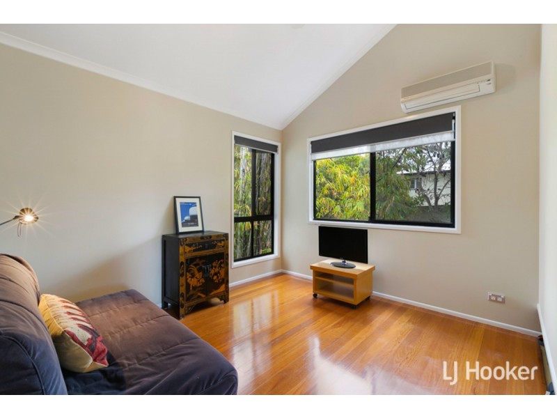 20 Grevillea Street, Redland Bay QLD 4165