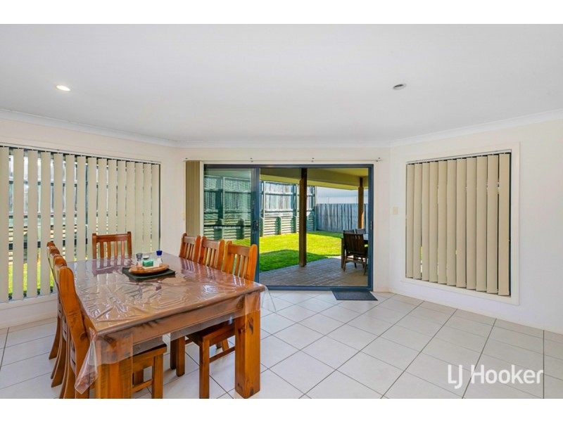 4 McConechy Drive, Victoria Point QLD 4165