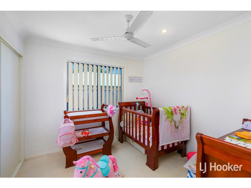 4 McConechy Drive, Victoria Point QLD 4165
