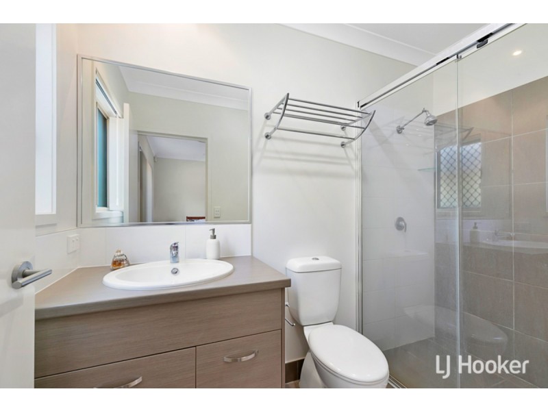 35 Bell Street, Ormiston QLD 4160