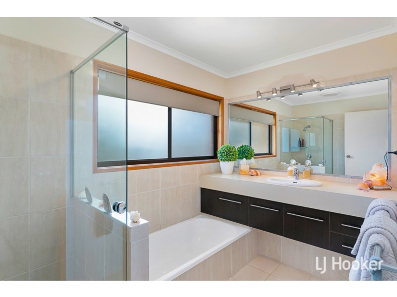 2 Sleath Street, Ormiston QLD 4160