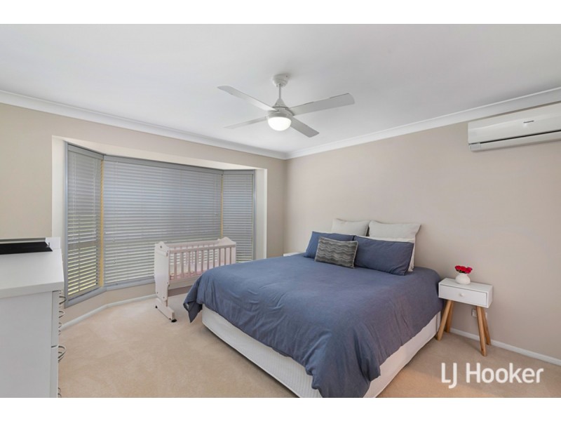 12 Sunningdale Drive, Redland Bay QLD 4165