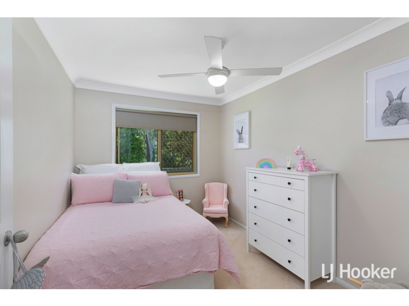 12 Sunningdale Drive, Redland Bay QLD 4165