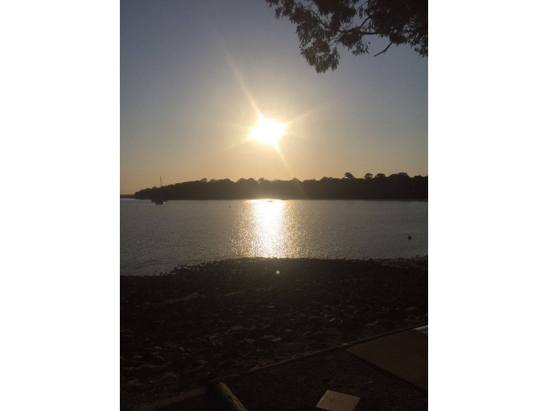 4 Pindarri Street, Lamb Island QLD 4184