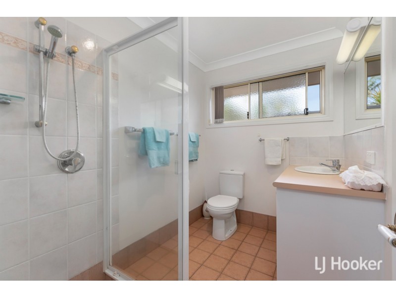 6 Lomond Place, Victoria Point QLD 4165