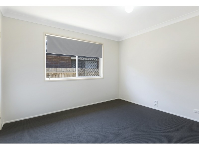 7 Michael Street, Redland Bay QLD 4165