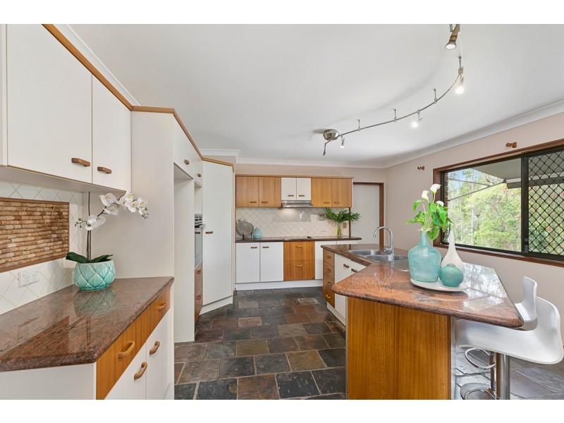 10 Parkwood Drive, Capalaba QLD 4157