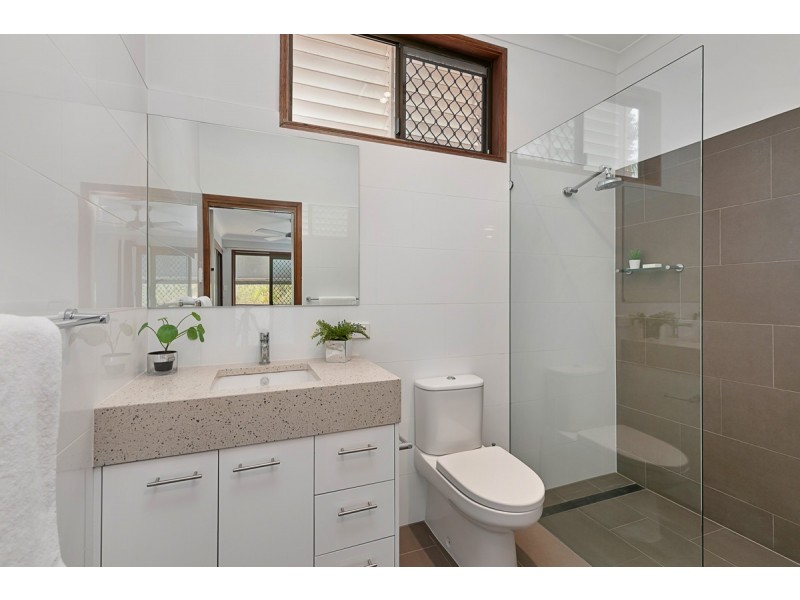 10 Parkwood Drive, Capalaba QLD 4157