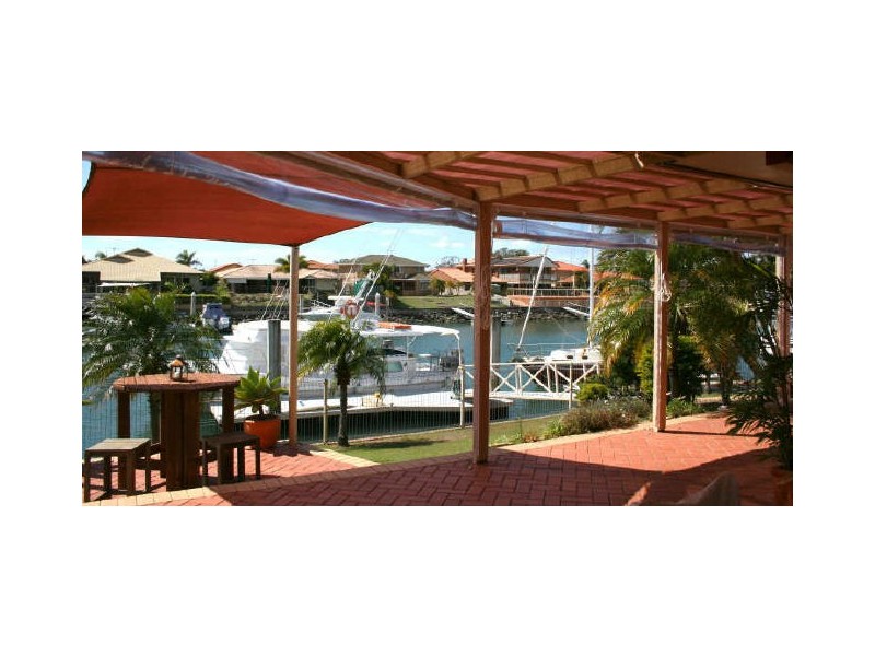 11 Bollard Court, Raby Bay QLD 4163