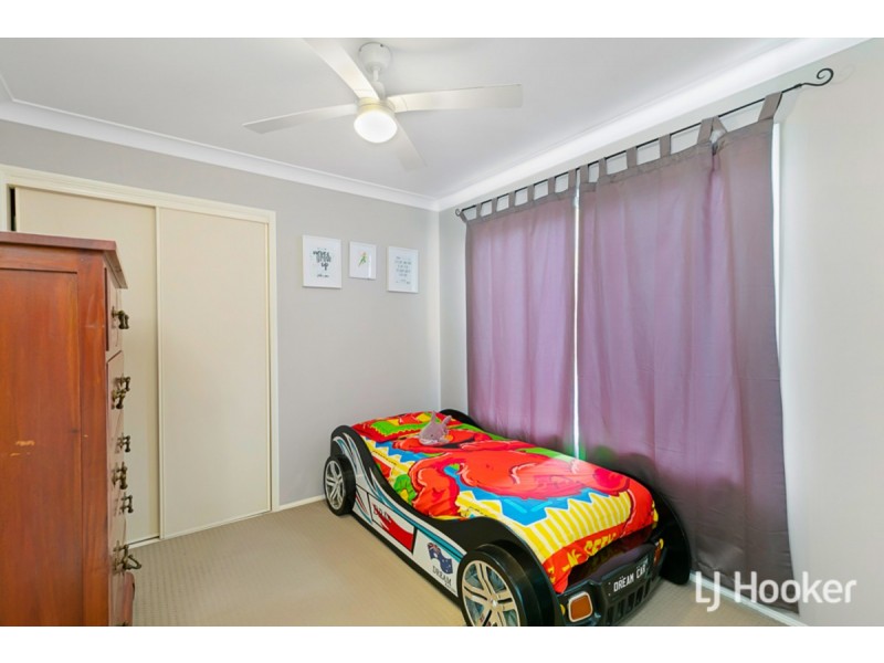 1 Phillip Street, Redland Bay QLD 4165