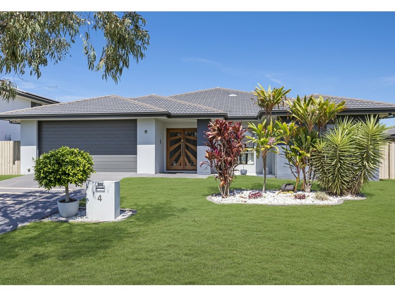 4 Marjoram Street, Thornlands QLD 4164