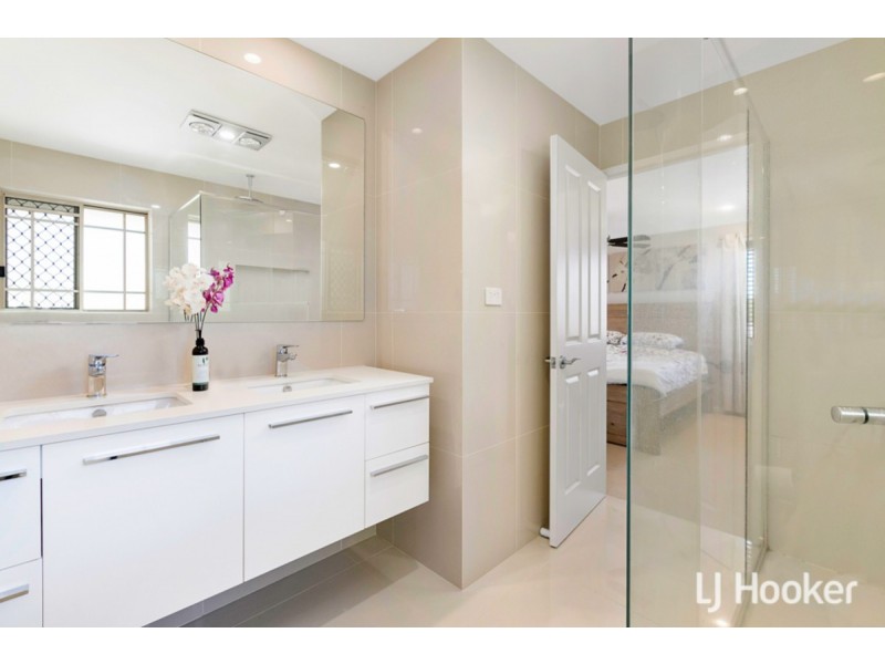 1 Cassie Court, Victoria Point QLD 4165