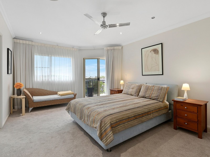 51 Raby Bay Quays/13 Esperance Court, Raby Bay QLD 4163