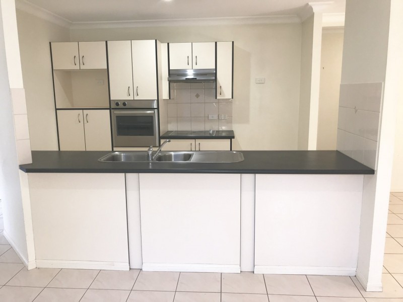 31 Adam Street, Cleveland QLD 4163