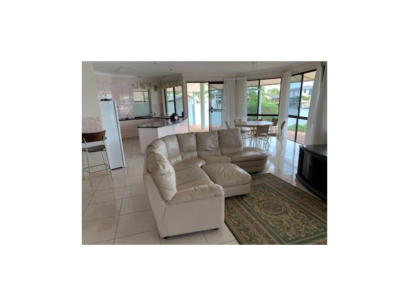 7 Kinsail Court, Cleveland QLD 4163