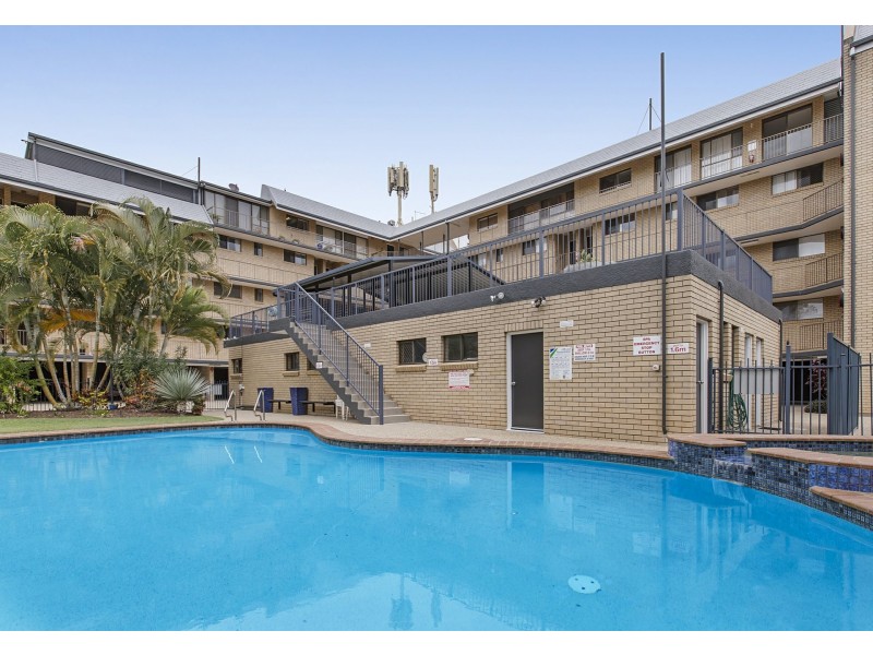 18/11 Wharf Street, Cleveland QLD 4163