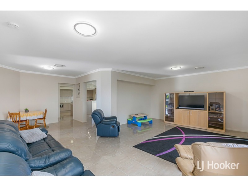 15 Douro Road, Wellington Point QLD 4160