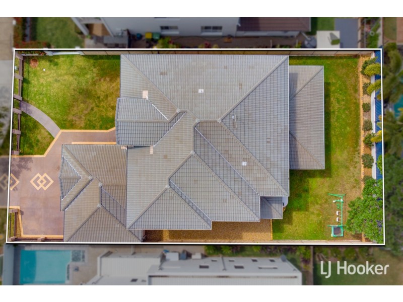 15 Douro Road, Wellington Point QLD 4160