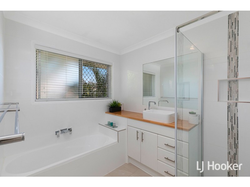 2 Peachface Court, Thornlands QLD 4164