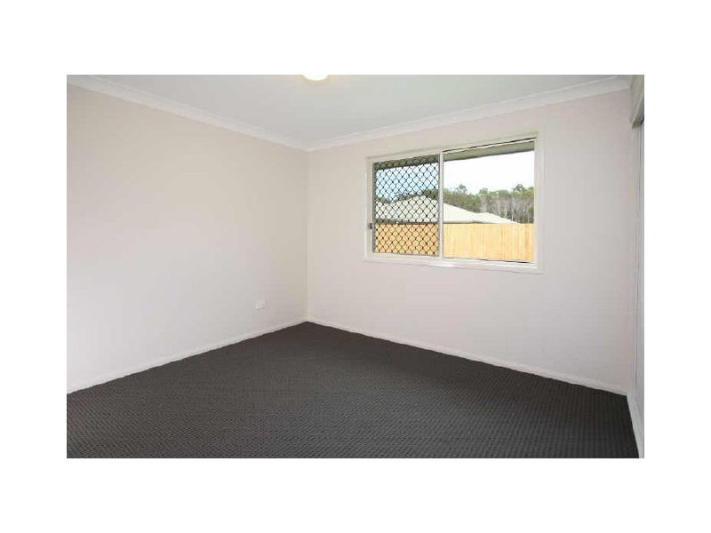 10 Kelby Close, Redland Bay QLD 4165