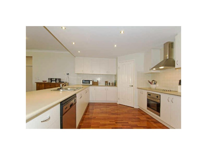 5 Hawkins Place, Thornlands QLD 4164