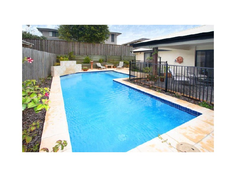 11 Bush Cherry Place, Thornlands QLD 4164