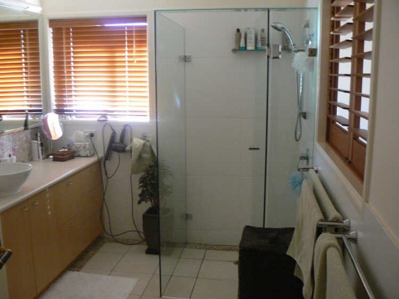 12 Outlook Parade, Ormiston QLD 4160