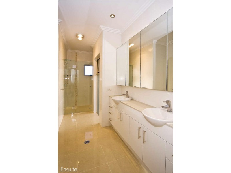 11 Nocturne Lane, Coomera QLD 4209