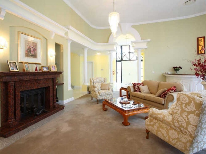 1 Mainroyal Court, Raby Bay QLD 4163
