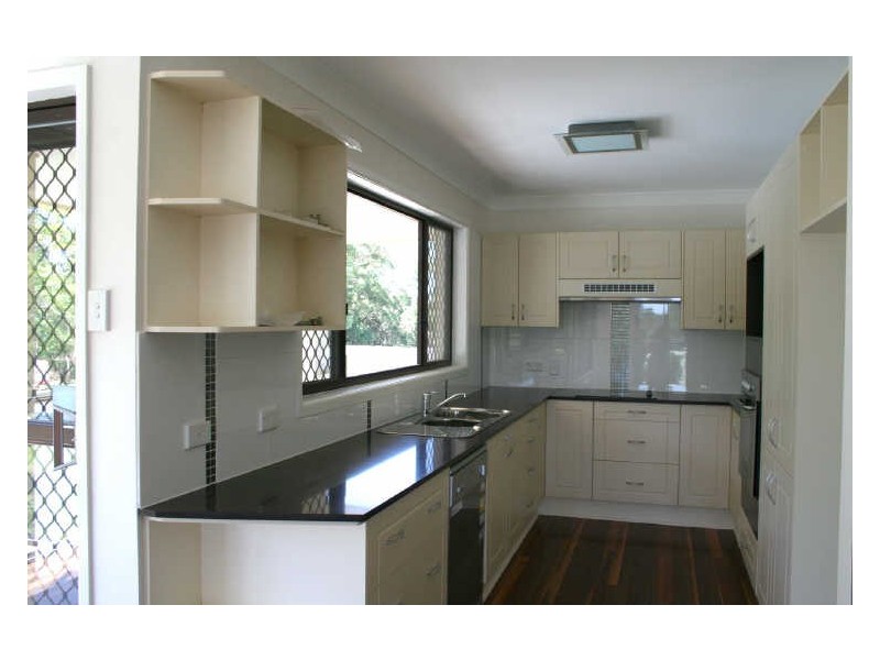 151 Smith Street, Cleveland QLD 4163