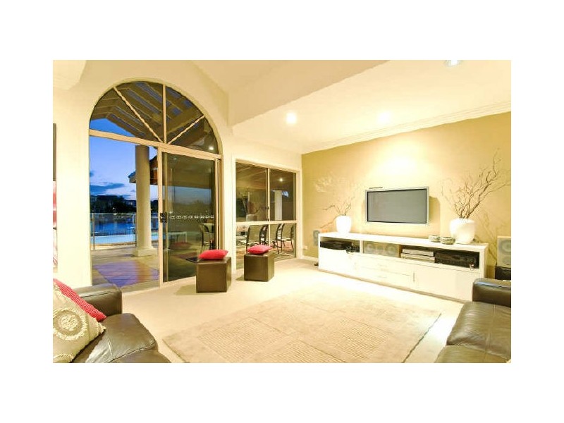 30 Caravel Court, Raby Bay QLD 4163