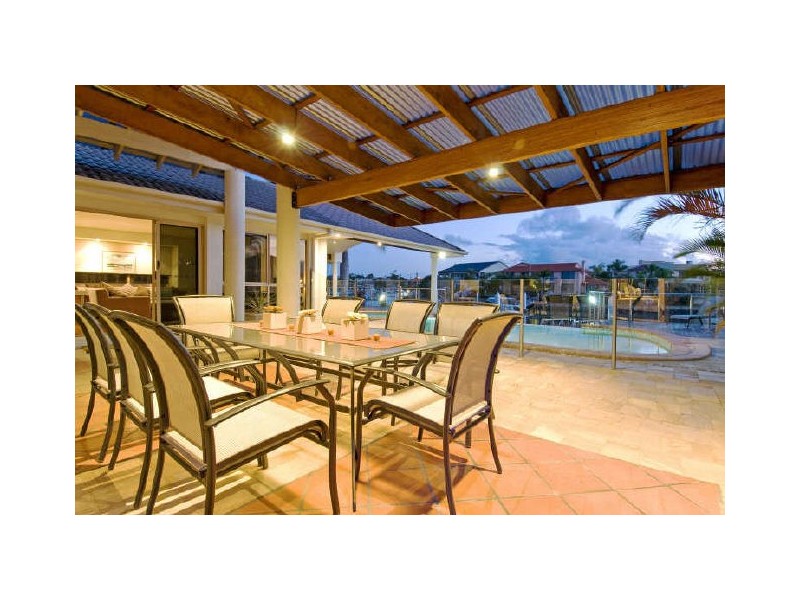 30 Caravel Court, Raby Bay QLD 4163