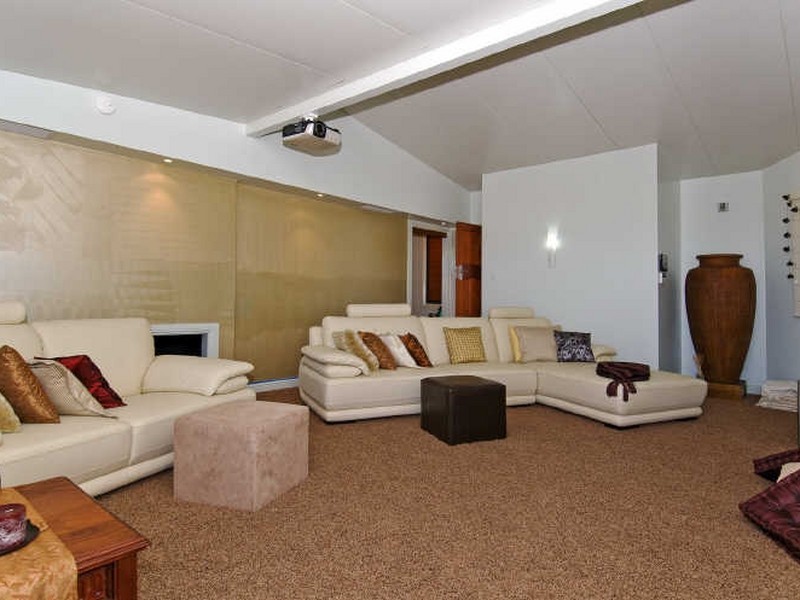 6 Apsley Street, Wellington Point QLD 4160