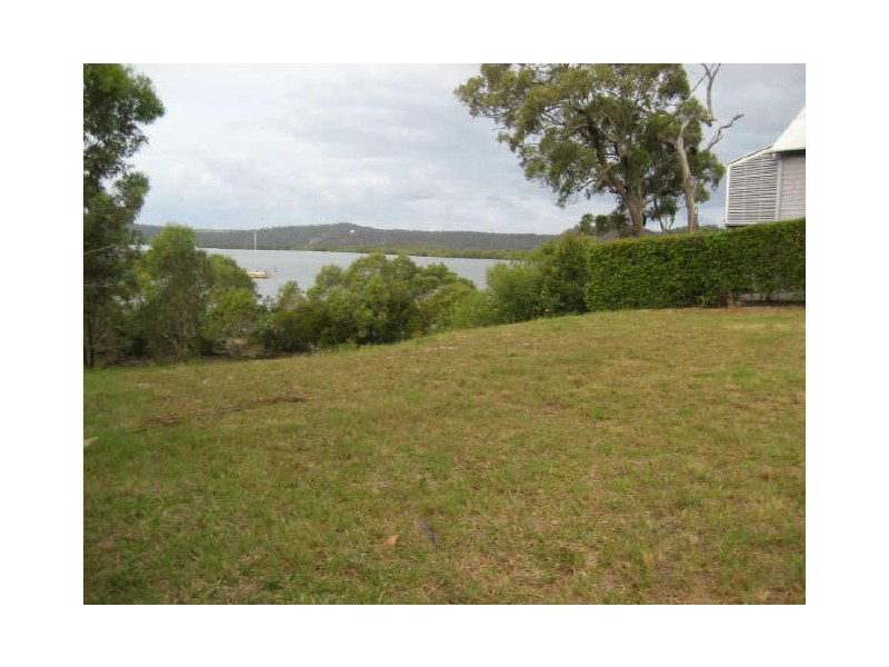 24 Schooner Street, Russell Island QLD 4184