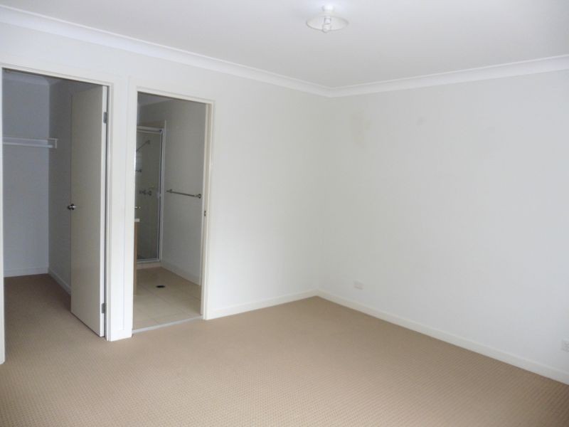 2/239 Queen Street, Cleveland QLD 4163