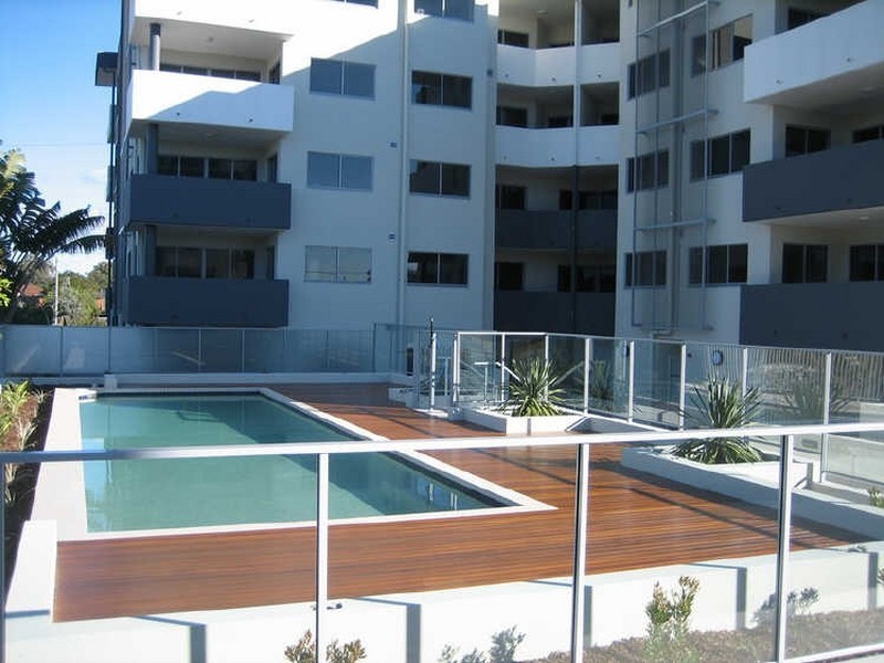 Middle Street, Cleveland QLD 4163