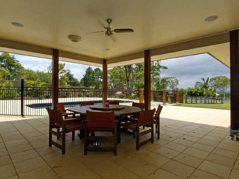 22 Trundle Road, Thornlands QLD 4164